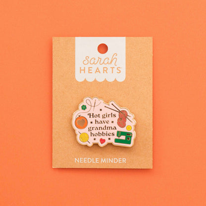 Sarah Hearts Hot Girls Magnetic Needle Minder