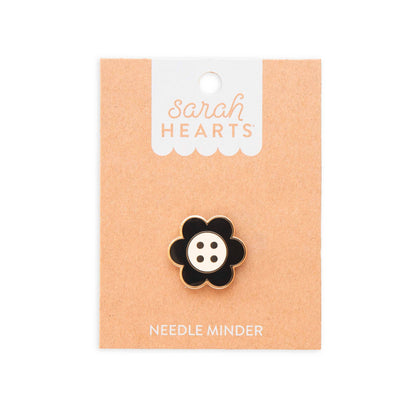 Daisy Button Magnetic Needle Minder
